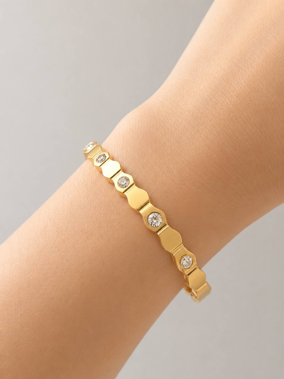 Gold Crystal Link Bracelet