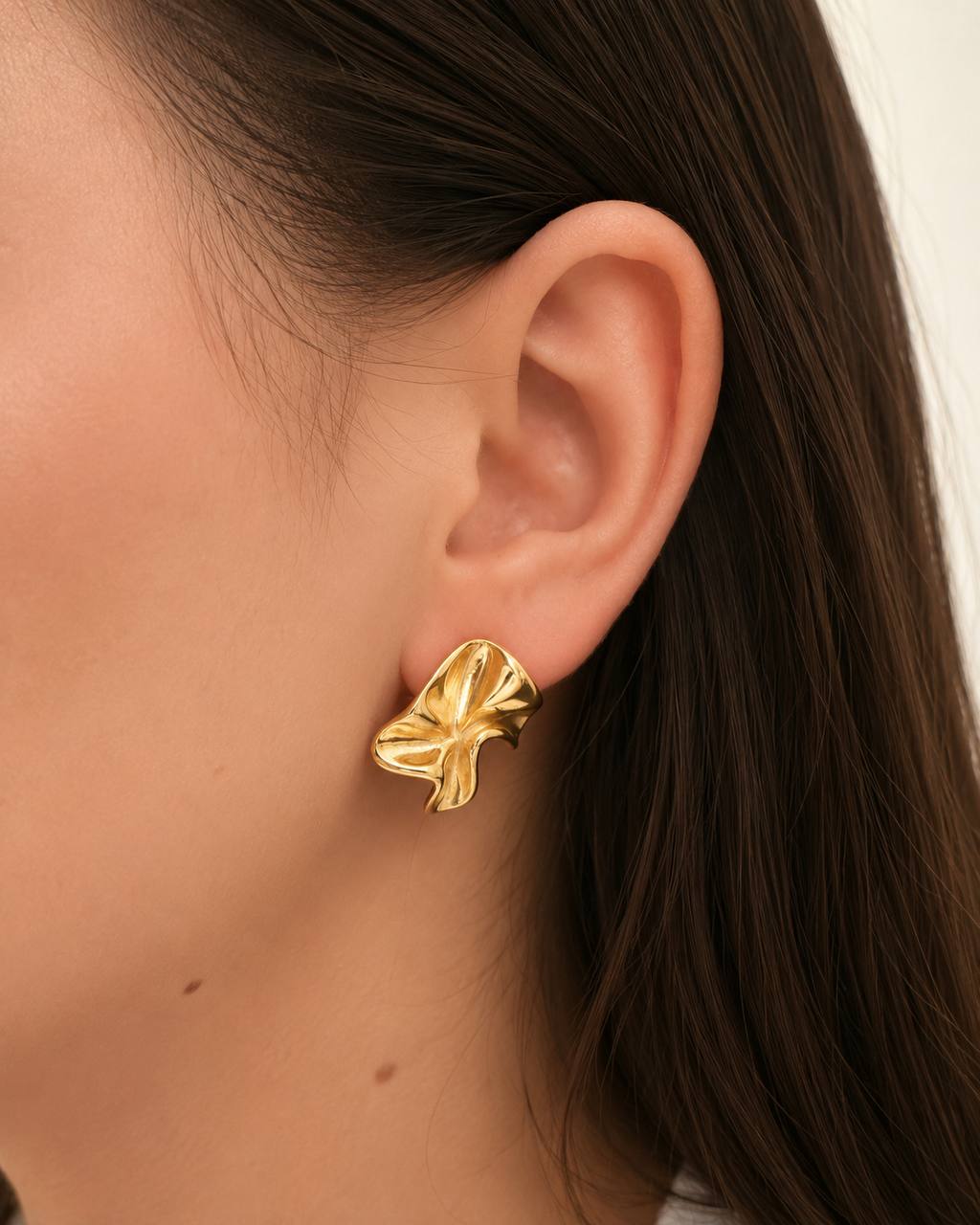 Gold Flower Stud Earrings